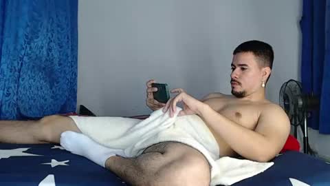 Snapshot of jeycob_happy97 chatting on June 27, 2026, 12:22 pm Juan David online show from June 27, 2026, 12:22 pm