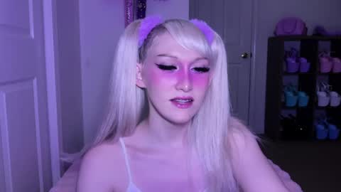 Snapshot of jeylababe chatting on April 12, 2026, 2:38 am online show from April 12, 2026, 2:38 am