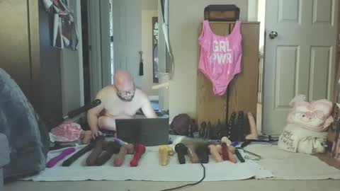 Nasty Cumslut online show from March 10, 2025, 2:26 pm