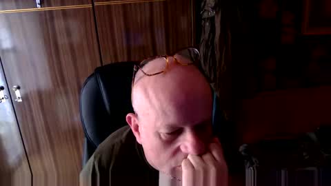 Snapshot of jgs54 chatting on June 11, 2026, 10:35 am jgs54 online show from June 11, 2026, 10:35 am