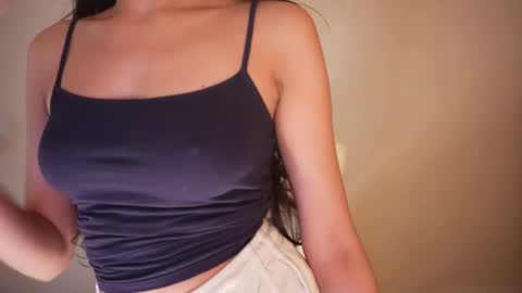 Jhaanvi online show from December 20, 2024, 5:08 pm