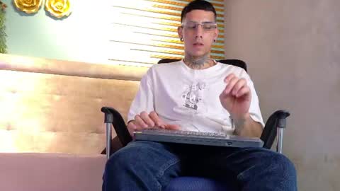 Snapshot of jharol_cardona chatting on July 9, 2026, 1:20 am Jharol online show from July 9, 2026, 1:20 am