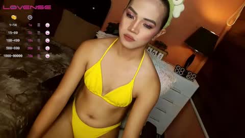 JHENA online show from November 5, 2025, 5:51 am