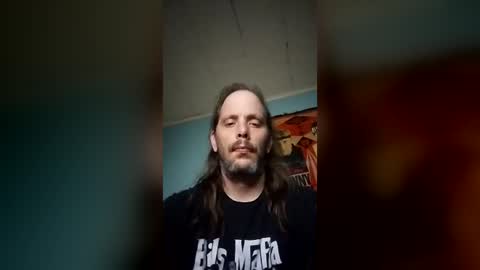 Snapshot of jhitchens chatting on July 7, 2026, 12:31 pm jhitchens online show from July 7, 2026, 12:31 pm