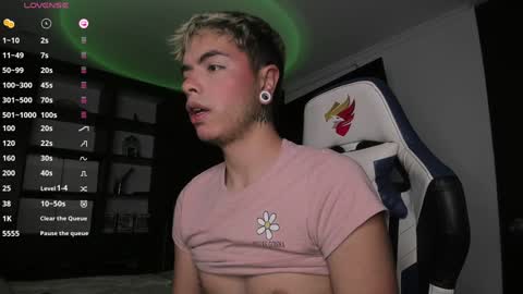 Snapshot of jhn_morghan chatting on December 23, 2024, 7:06 am Morghan online show from December 23, 2024, 7:06 am