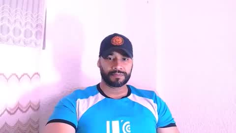 En moreno online show from March 13, 2026, 4:35 pm