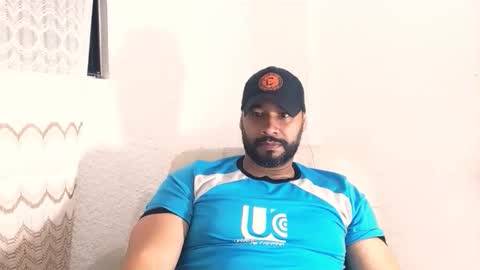 En moreno online show from March 14, 2026, 4:40 am