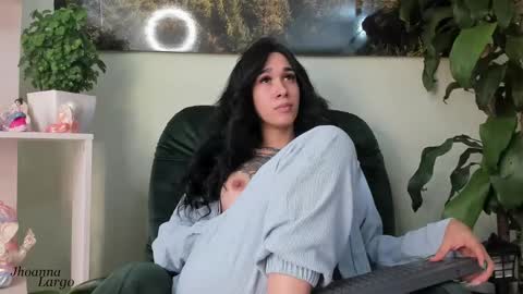  Jhoanna Largo  online show from February 18, 2025, 6:58 pm