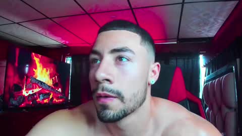 Jhojan Strong  online show from February 19, 2025, 9:03 pm