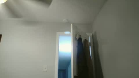 jholls online show from February 10, 2025, 4:08 am