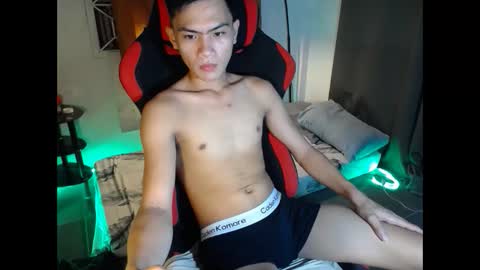 Snapshot of jhon_cummer chatting on May 18, 2026, 10:10 am jhon_cummer online show from May 18, 2026, 10:10 am