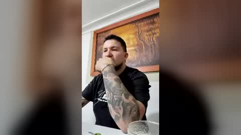 Snapshot of jhon_gottti chatting on August 3, 2026, 5:28 am jhon online show from August 3, 2026, 5:28 am