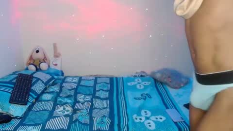 jhon_hot09 online show from November 6, 2025, 5:14 pm