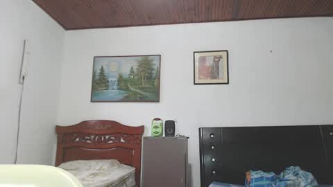 Snapshot of jhon_tommy chatting on December 20, 2024, 12:16 pm jhon tommy online show from December 20, 2024, 12:16 pm