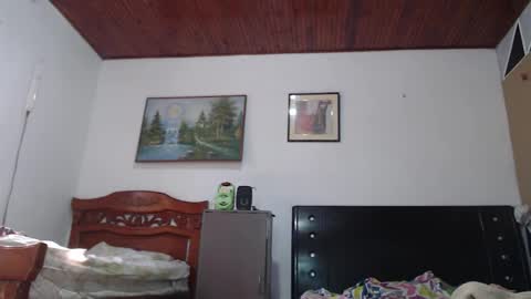 Snapshot of jhon_tommy chatting on January 27, 2025, 2:35 pm jhon tommy online show from January 27, 2025, 2:35 pm