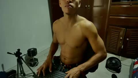 Jhon wich2 online show from July 20, 2026, 8:00 pm