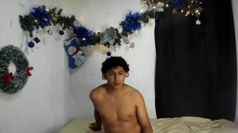 jhoner_browms online show from December 1, 2025, 12:21 pm