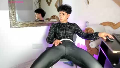 Snapshot of jhonny_blake_ chatting on July 11, 2026, 9:05 pm JHONNATHAN online show from July 11, 2026, 9:05 pm