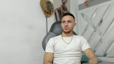 jhonny online show from December 24, 2024, 7:22 pm