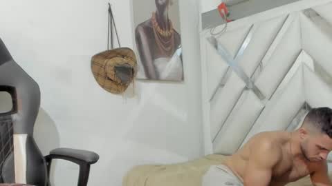 jhonny online show from January 19, 2025, 9:55 am