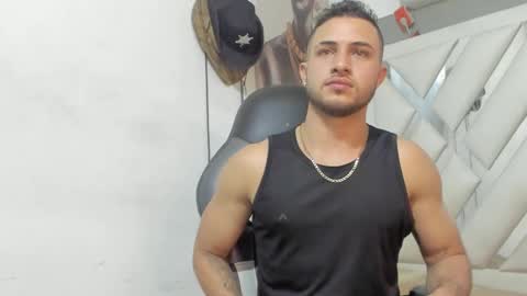 jhonny online show from February 2, 2025, 3:43 am