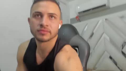 jhonny online show from February 12, 2025, 3:40 am