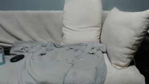 jhonnyboyx online show from December 15, 2024, 5:02 am