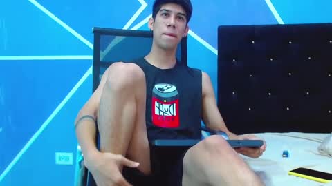 Snapshot of jhony_sex3 chatting on March 8, 2025, 8:33 am jhony_sex3 online show from March 8, 2025, 8:33 am