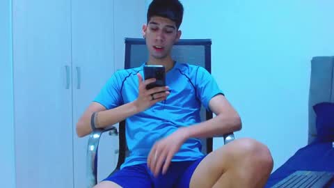 jhony_sex3 online show from November 4, 2025, 7:13 pm