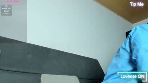 Snapshot of jhonyalzate chatting on July 1, 2026, 3:52 am Jhony Alzate online show from July 1, 2026, 3:52 am
