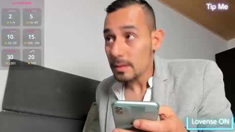 Snapshot of jhonyalzate chatting on July 3, 2026, 2:07 am Jhony Alzate online show from July 3, 2026, 2:07 am