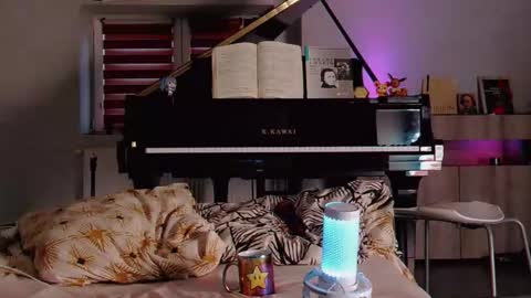 Snapshot of jhopeftw chatting on February 22, 2026, 3:43 pm Anya online show from February 22, 2026, 3:43 pm