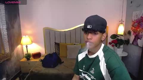 Snapshot of jhos_padill chatting on December 22, 2025, 1:30 pm jhos online show from December 22, 2025, 1:30 pm