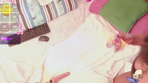 Snapshot of jhoxy_m chatting on June 5, 2026, 6:52 am Hello iam hoxy ready to get wet online show from June 5, 2026, 6:52 am