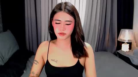 julie online show from November 6, 2025, 6:36 am