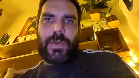 jiger1234 online show from December 3, 2025, 2:41 am