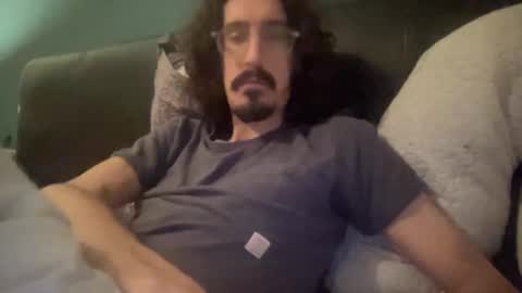 Snapshot of jiggz1986 chatting on December 11, 2024, 5:04 pm Jigz1986 online show from December 11, 2024, 5:04 pm