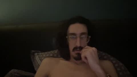 Snapshot of jiggz1986 chatting on January 2, 2025, 2:33 am Jigz1986 online show from January 2, 2025, 2:33 am