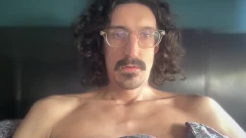 Snapshot of jiggz1986 chatting on February 17, 2026, 8:55 am Jigz1986 online show from February 17, 2026, 8:55 am