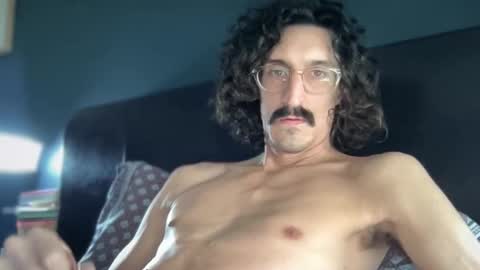 Snapshot of jiggz1986 chatting on March 3, 2026, 10:21 am Jigz1986 online show from March 3, 2026, 10:21 am