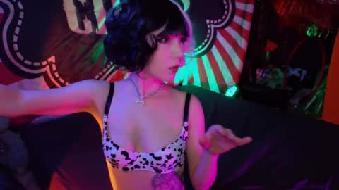    online show from May 2, 2026, 1:32 am