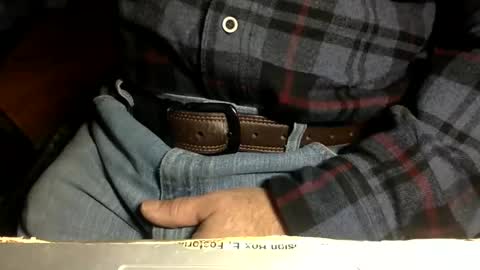 jim2hot online show from January 28, 2025, 1:27 pm