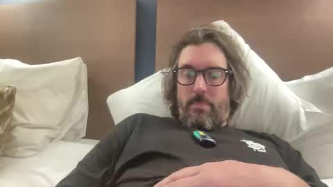 Snapshot of jimboo400 chatting on October 29, 2025, 8:32 pm jimboo400 online show from October 29, 2025, 8:32 pm