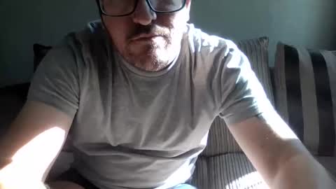 jimchef85 online show from October 16, 2025, 12:06 pm