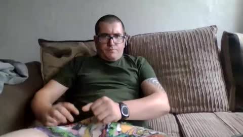 jimchef85 online show from October 20, 2025, 12:49 pm