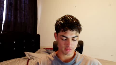 Snapshot of jimmy_classic chatting on May 31, 2026, 10:33 pm jimmy_classic online show from May 31, 2026, 10:33 pm