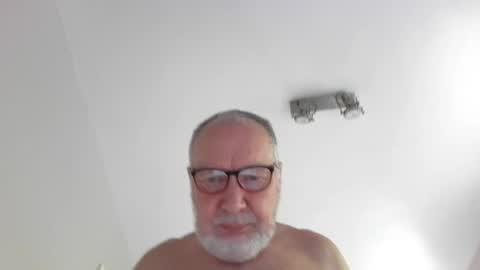 Snapshot of jimmybenido chatting on July 1, 2026, 4:40 pm Jim Redgewell online show from July 1, 2026, 4:40 pm