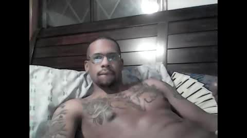 jimmytatto33 online show from January 18, 2025, 10:17 am