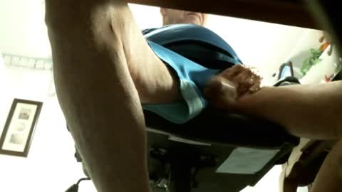 jimwellhung online show from November 8, 2025, 4:23 am