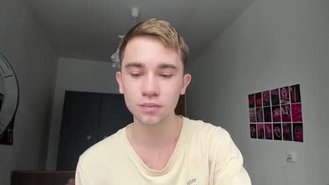 jimyti_bad_boy online show from January 10, 2025, 9:13 am